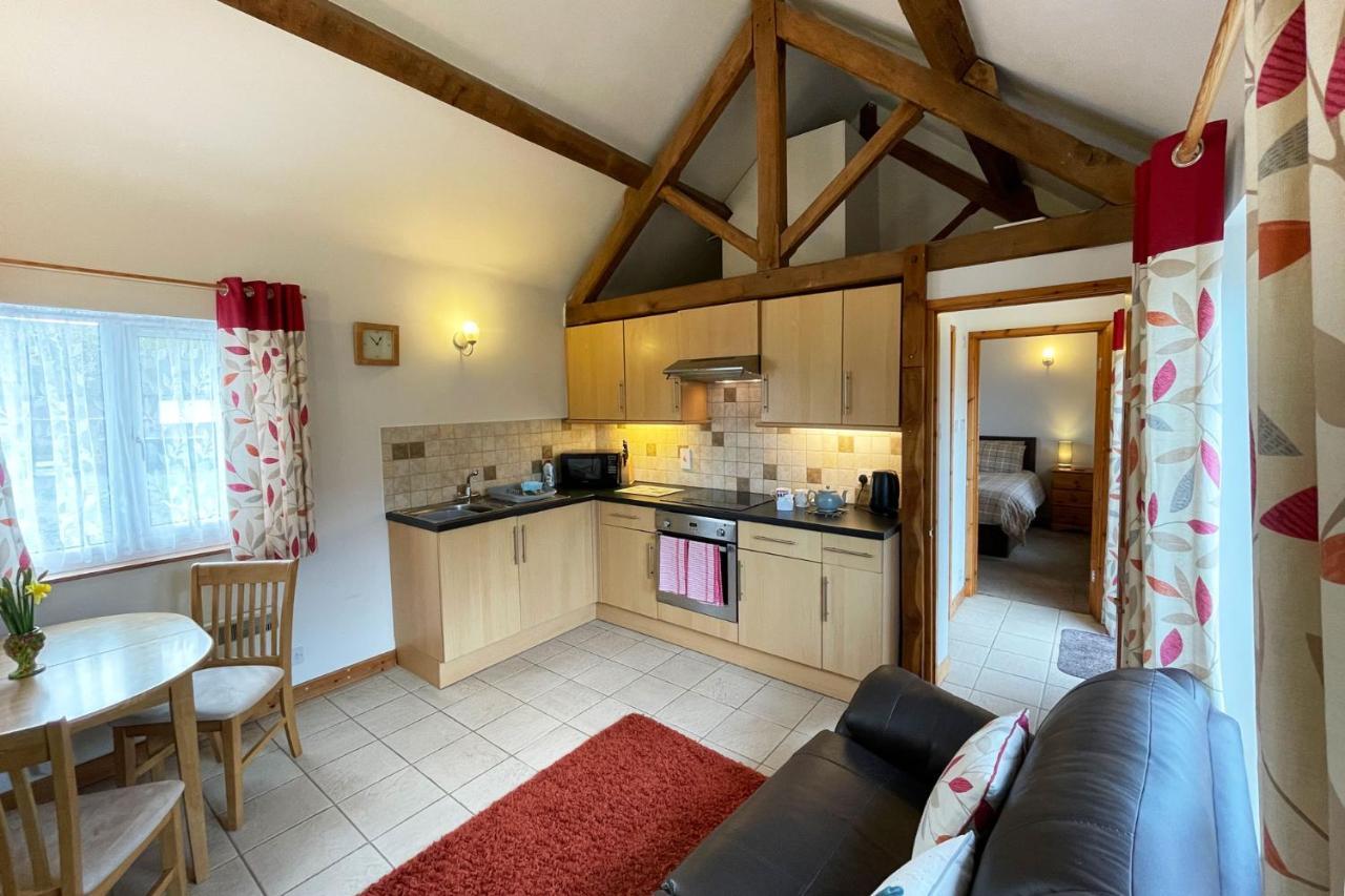 New Inn Lane Holiday Cottages 이브샘 외부 사진