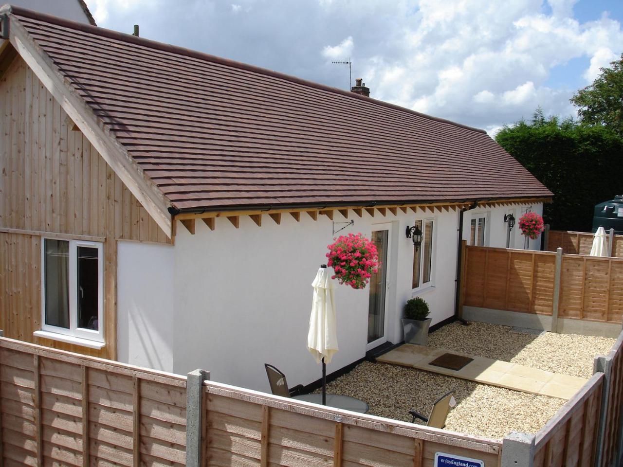 New Inn Lane Holiday Cottages 이브샘 외부 사진
